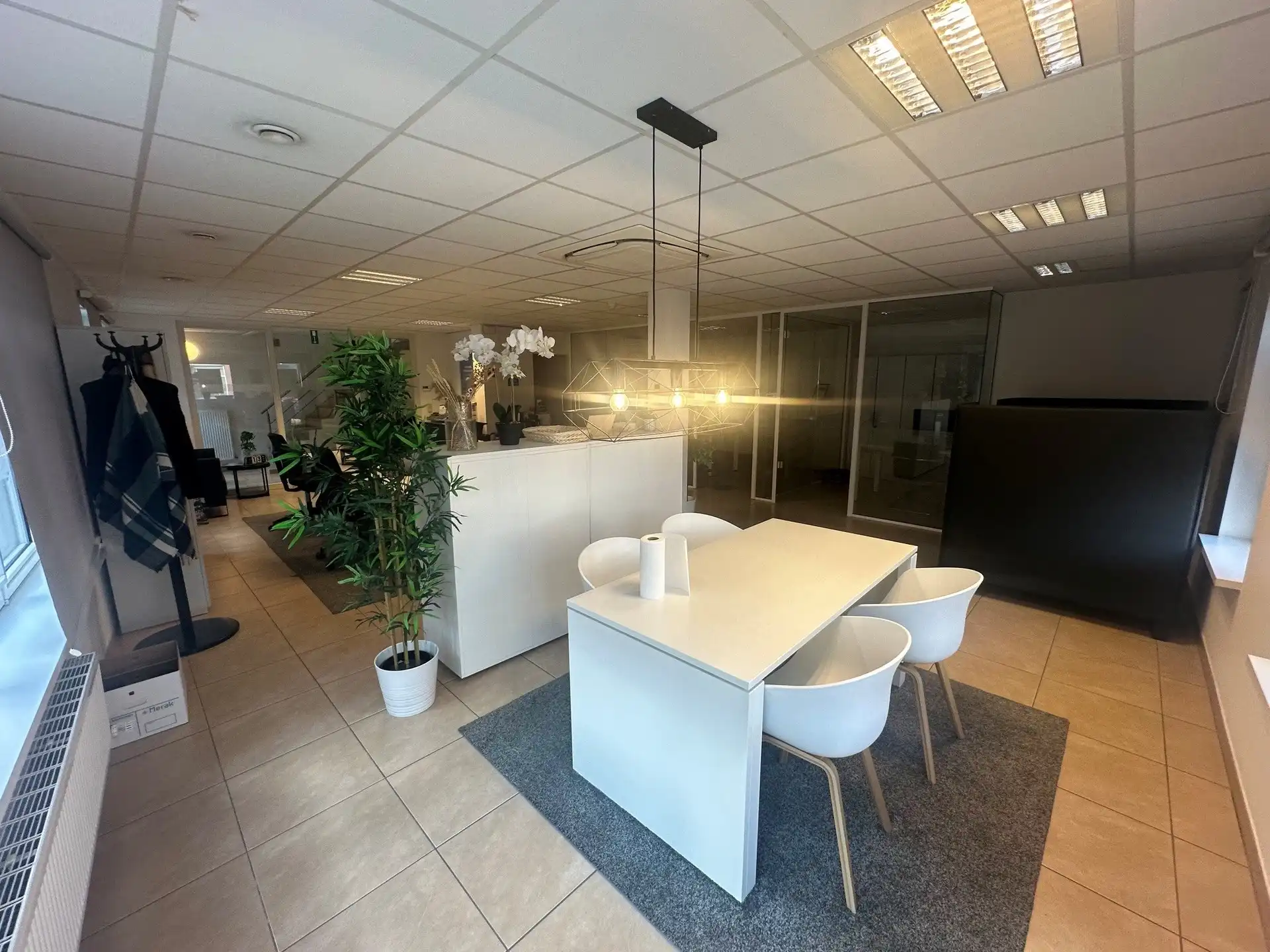 Opvallend handelspand op commerciële toplocatie! foto 4