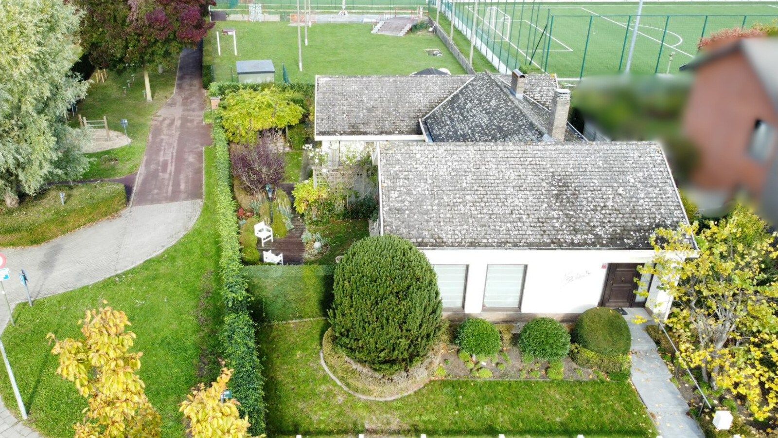 Centraal gelegen bungalow in groene omgeving St-Andries foto 2