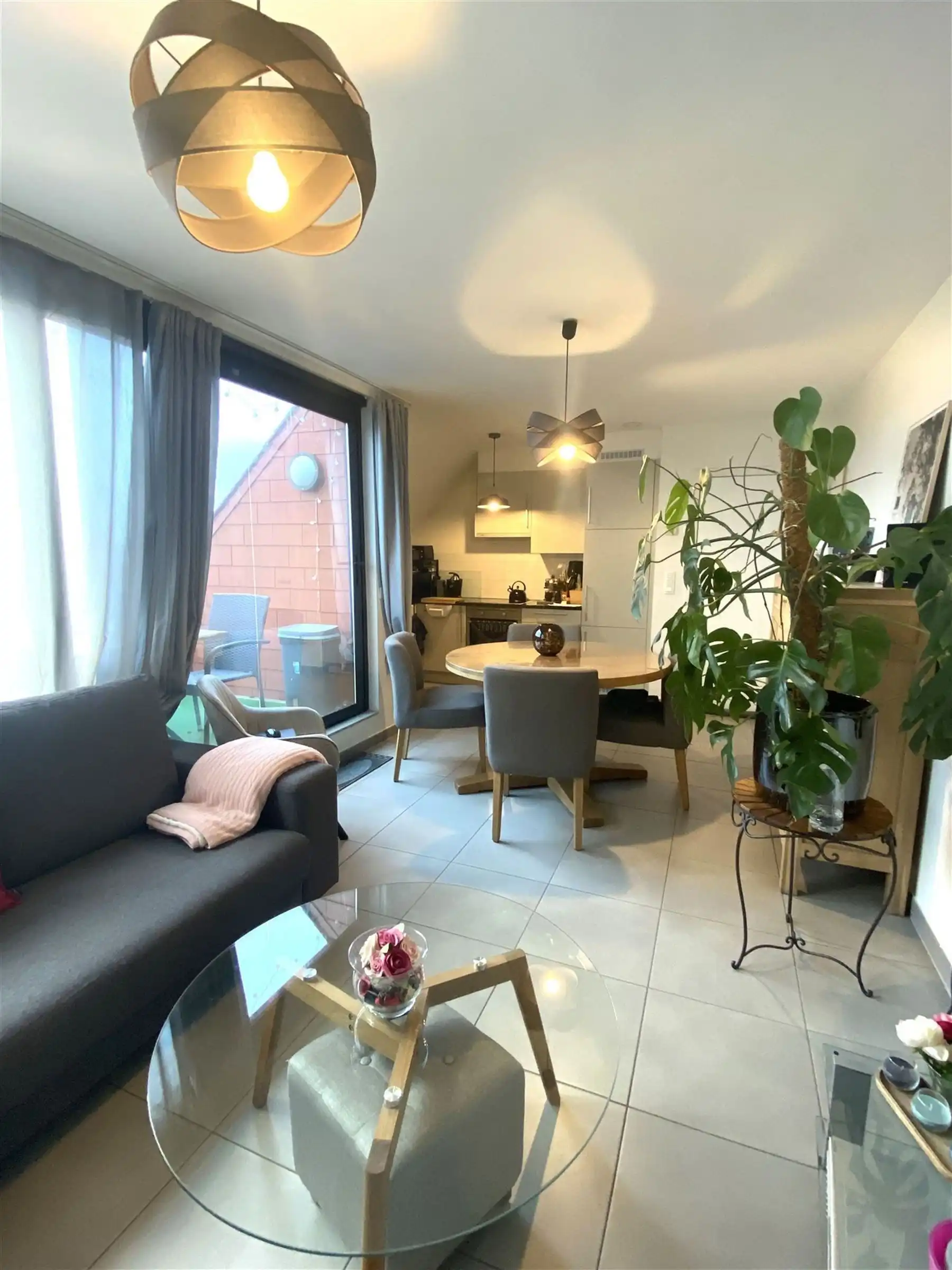 Mooi appartement met terras en buitenstaanplaats  foto 3