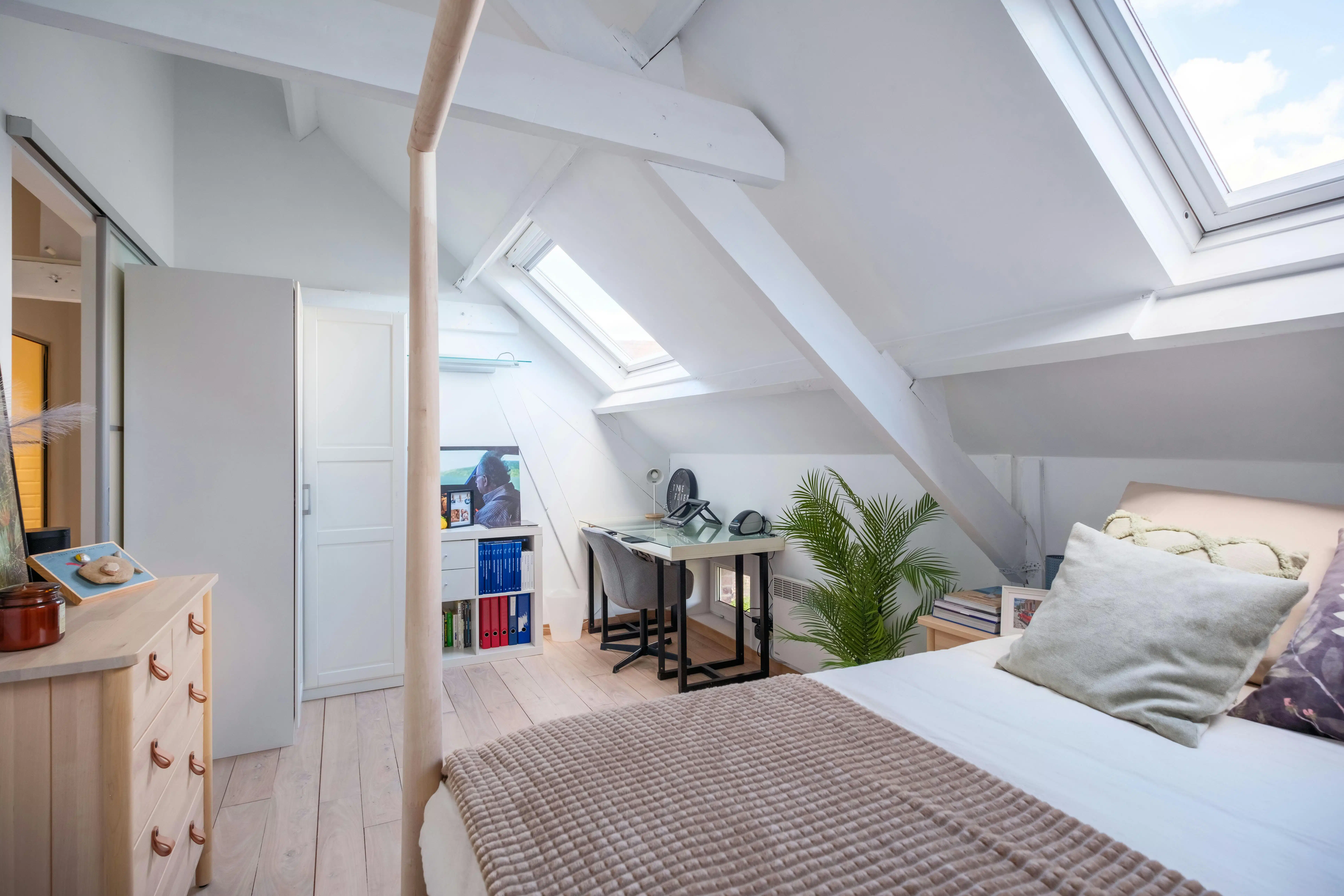 Gerenoveerd huis te koop met grote schuur in Lierde foto 14