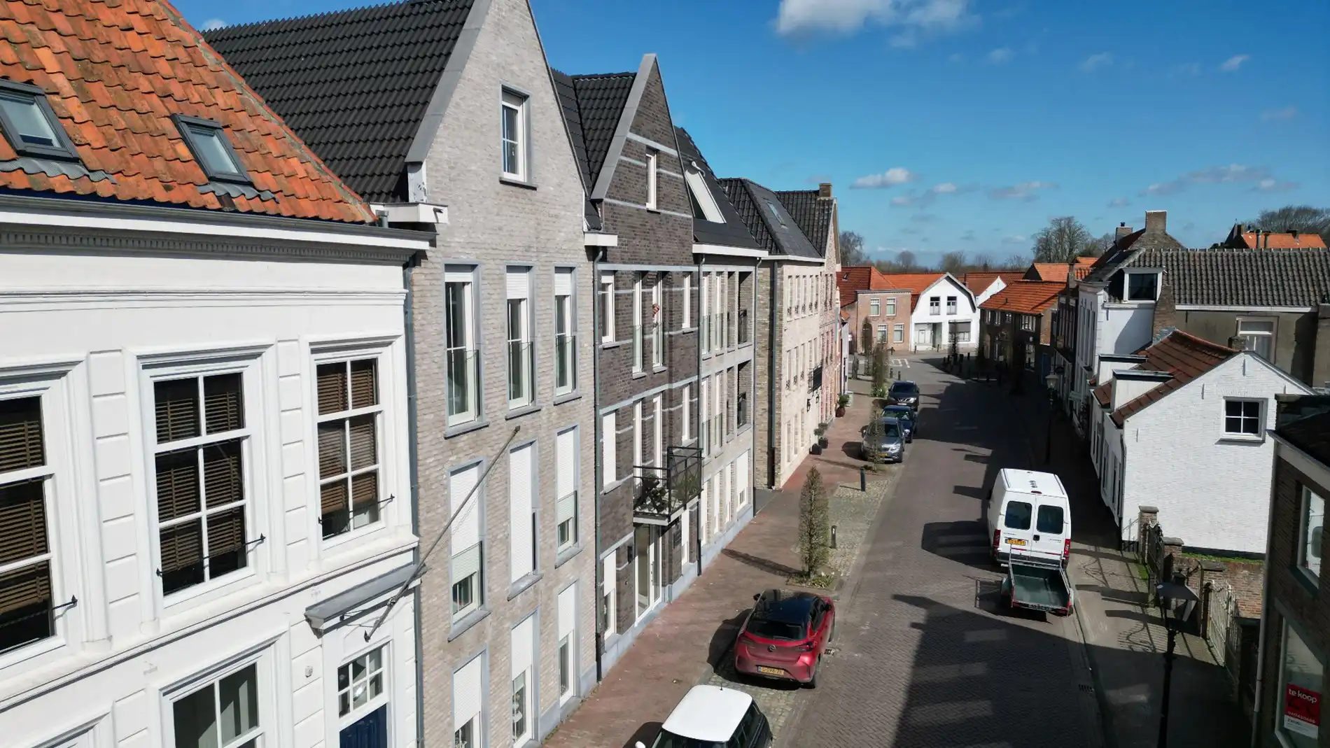 Instapklaar appartement met balkon en parkeerplaats in Aardenburg foto 4