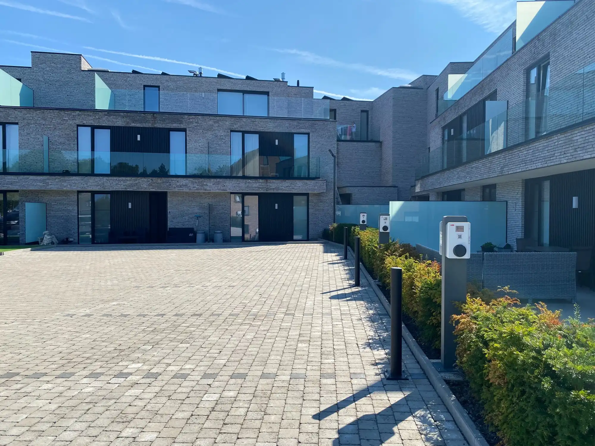 Recent gebouwd instapklaar appartement met grote terrassen en ondergrondse garagebox | Potegemstraat foto 13