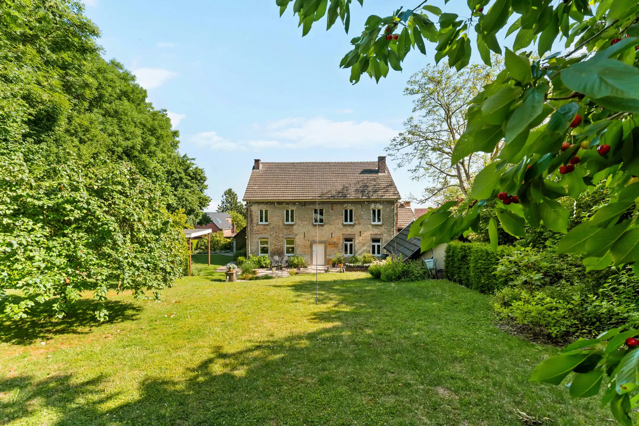 Historische pastoriewoning op 17a36 te Rosmeer foto 2