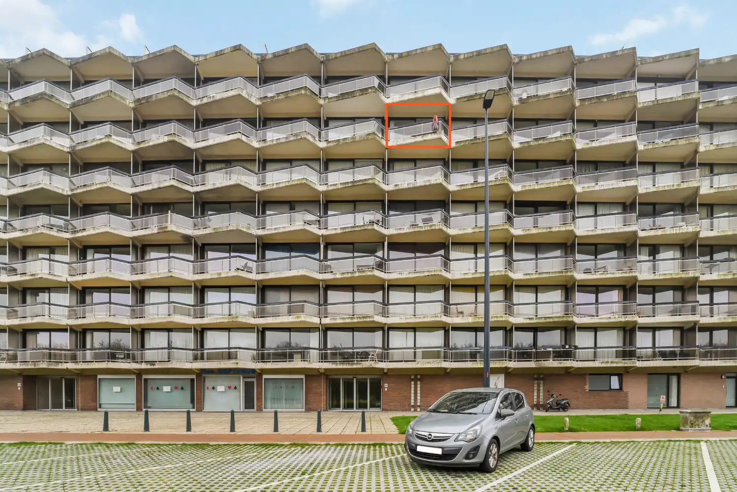 Instapklare studio met frontaal zeezicht foto 13