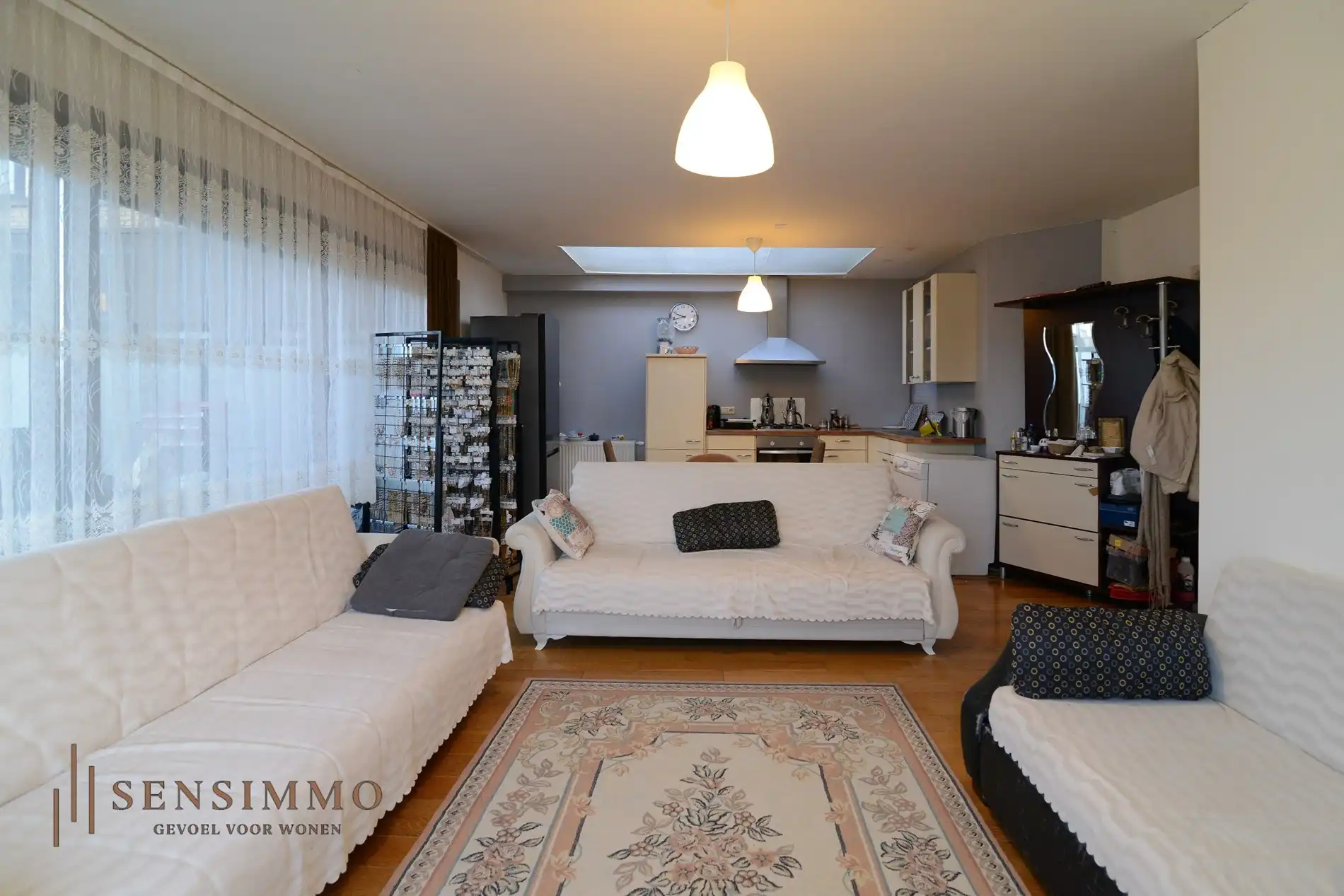 Eenslaapkamer appartement + terras, parking en kelderberging foto 5