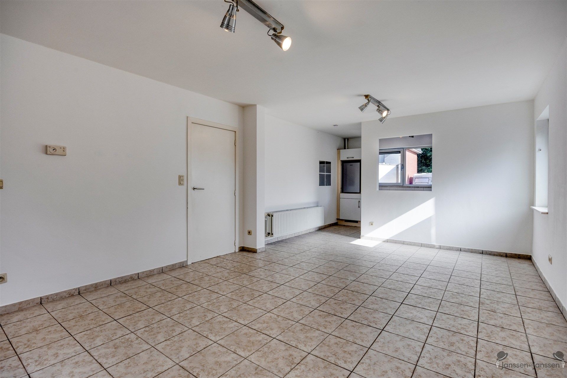 TE HUUR - Rustig gelegen gelijkvloers appartement met tuin te Leopoldsburg foto 7