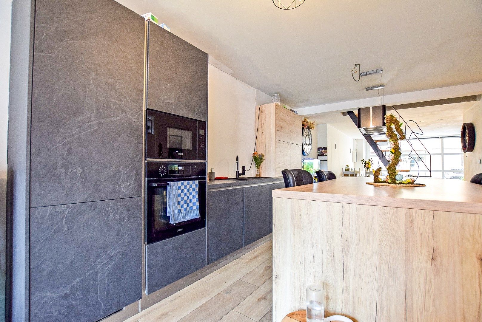 Instapklare rijwoning met 3 slaapkamers en tal van mogelijkheden. foto 4