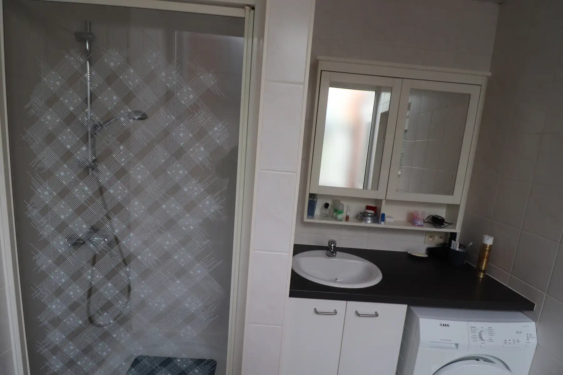 Appartement op de tweede verdieping vooraan met fietsenberging foto 6