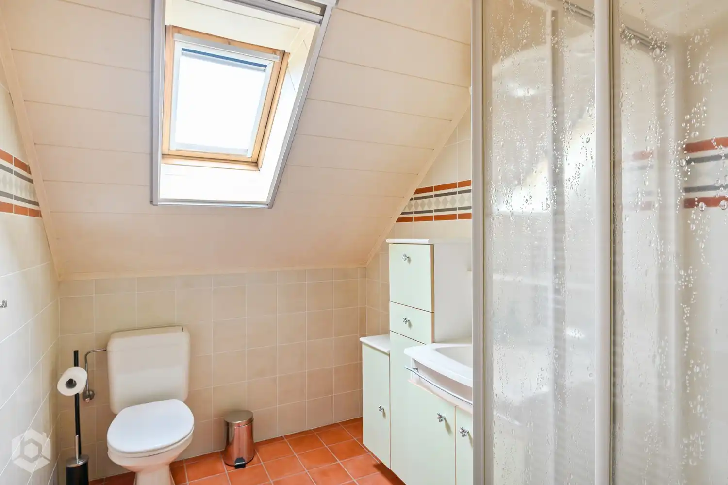 Instapklare villa met 5 slpkrs en zwembad op een perceel van 2.649 m² foto 20