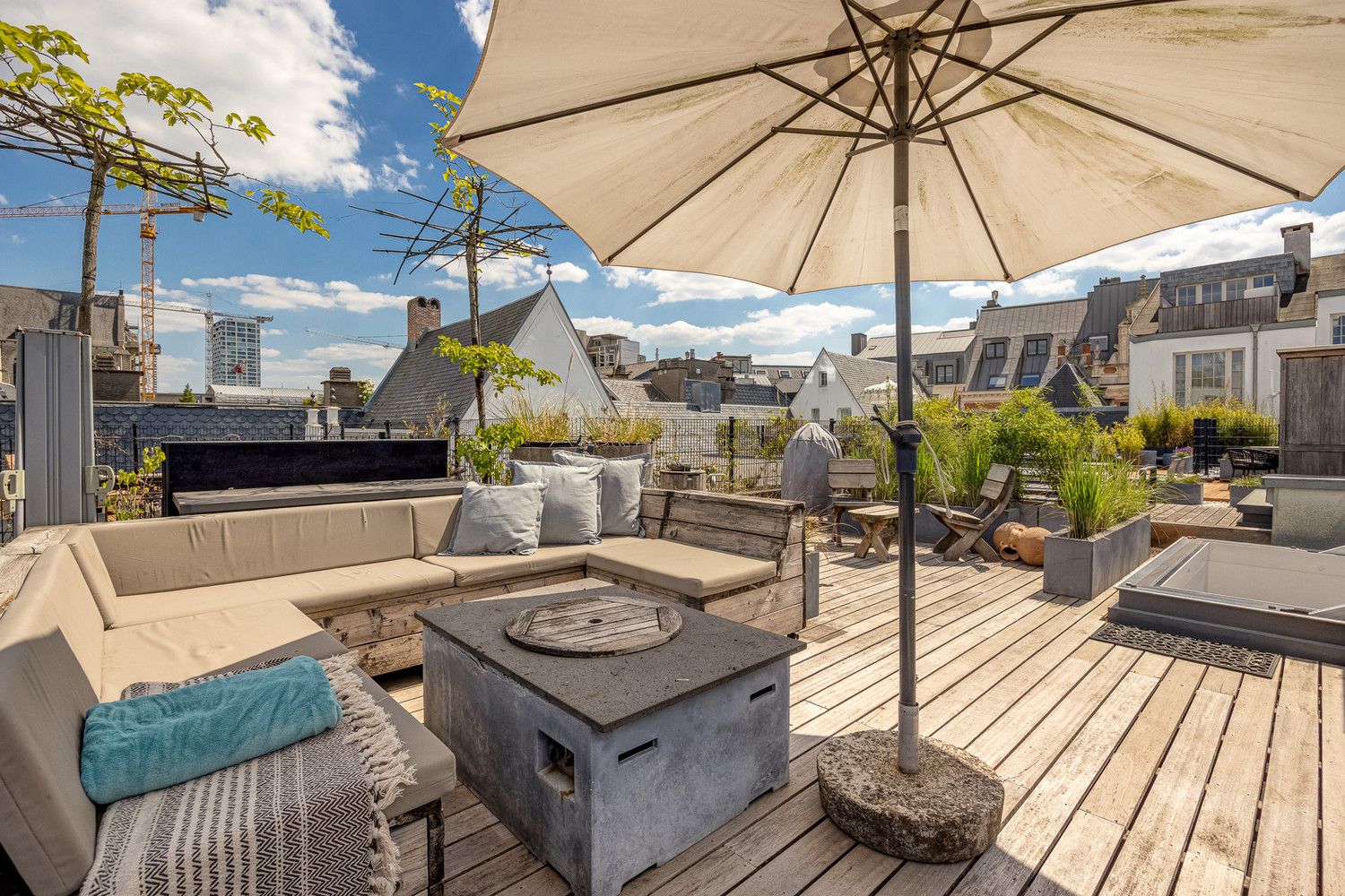 Unieke en energiezuinige stadsvilla (224m²) met fantastisch zonneterras in het hart van historisch Antwerpen – luxe, rust en boordevol karakter! foto 32