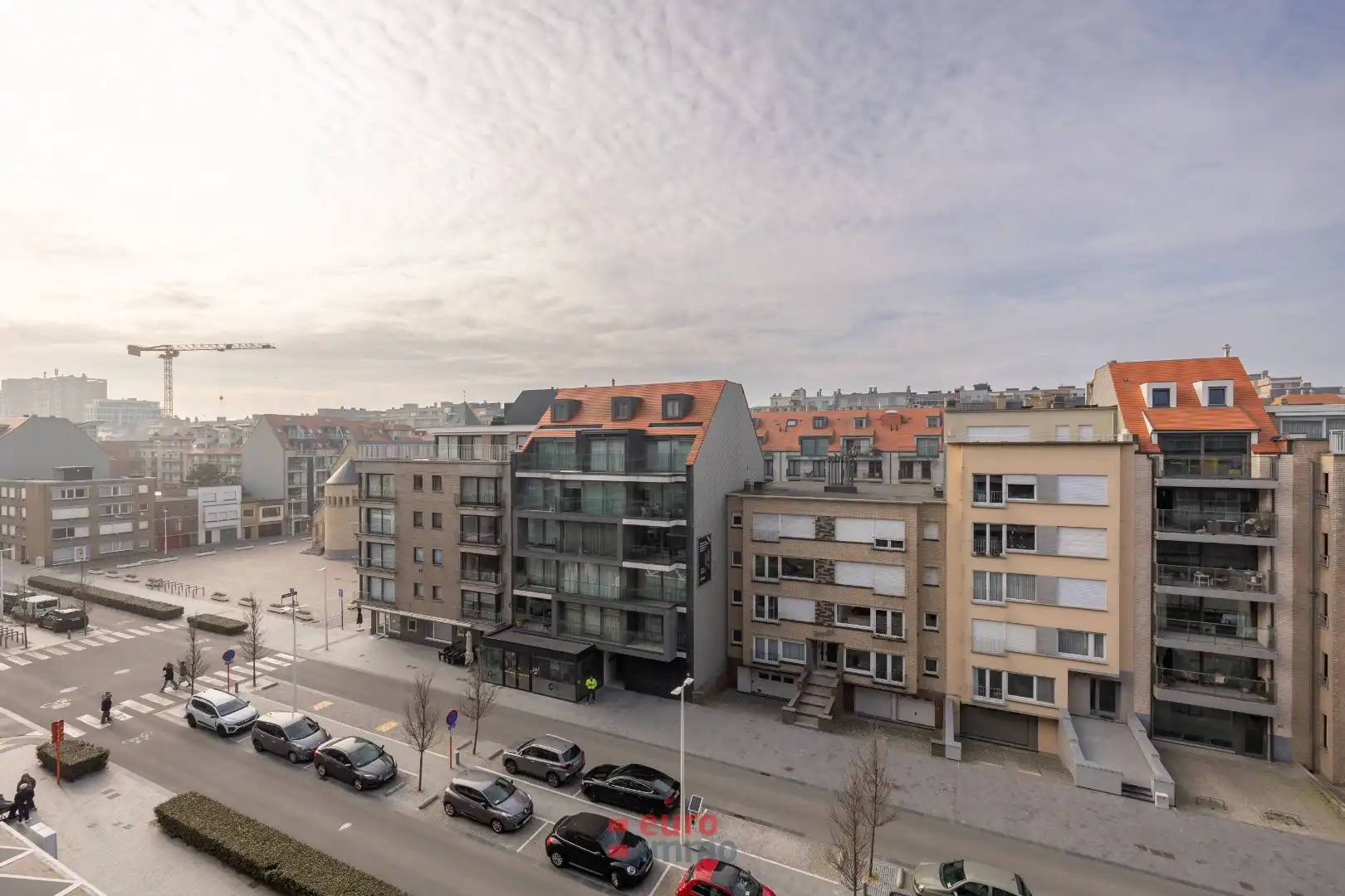 Ruime studio met twee slaaphoeken en groot terras in de Franslaan van Nieuwpoort-Bad foto 8