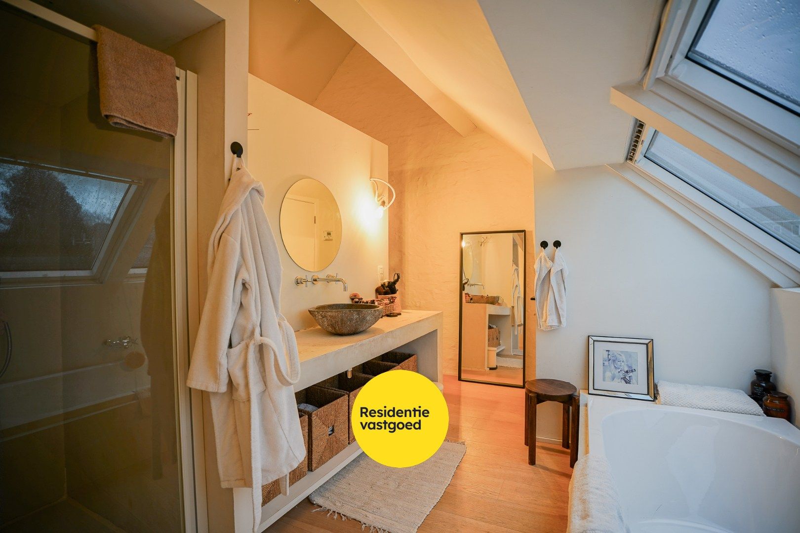 Unieke stadswoning in het hart van Brugge! foto 12