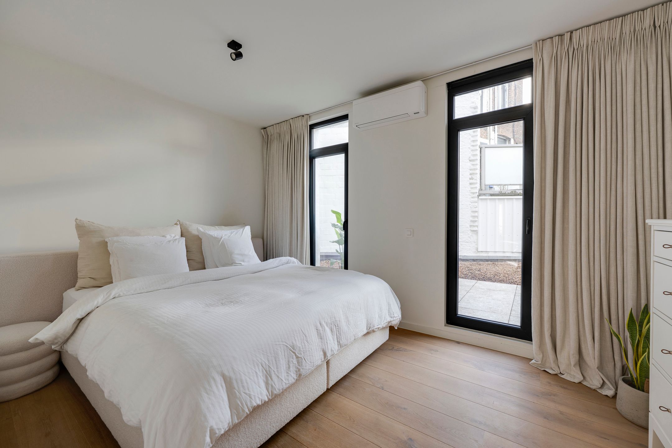 Luxueus nieuw app met 2 terrassen + 2 parkings vlakbij Zuid foto 9