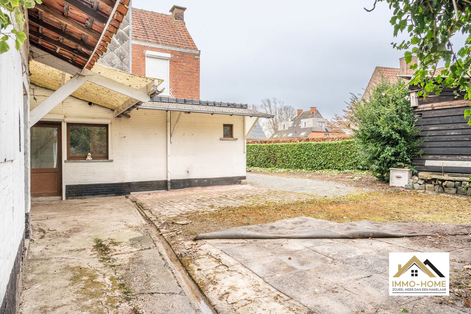 Te renoveren open bebouwing met veel potentieel!  foto 5