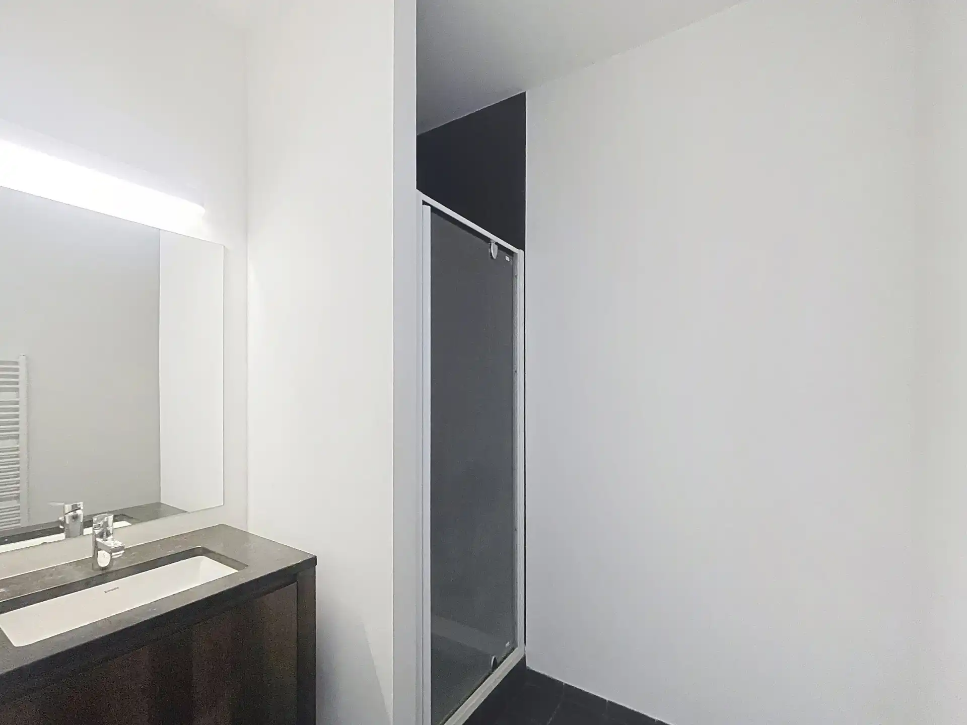 Appartement met 2 slaapkamers in een recent gebouw. foto 8