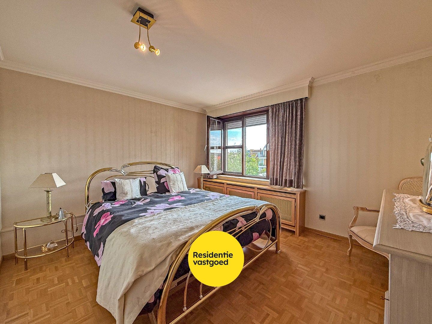 Prachtig herehuis met woonst en handelsruimte te Nieuwpoort-Stad op een zeer commerciële ligging in de Marktstraat op 400 m².  foto 15