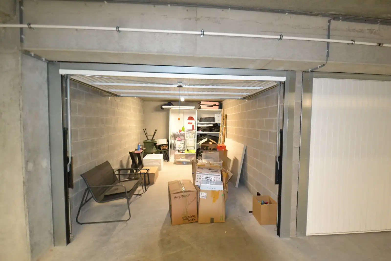 Instapklaar appartement met 2 slaapkamers en ondergrondse garage foto 13