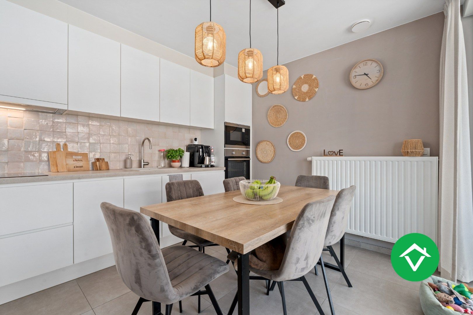 Recent nieuwbouwappartement gelegen op topligging te Eernegem foto 3