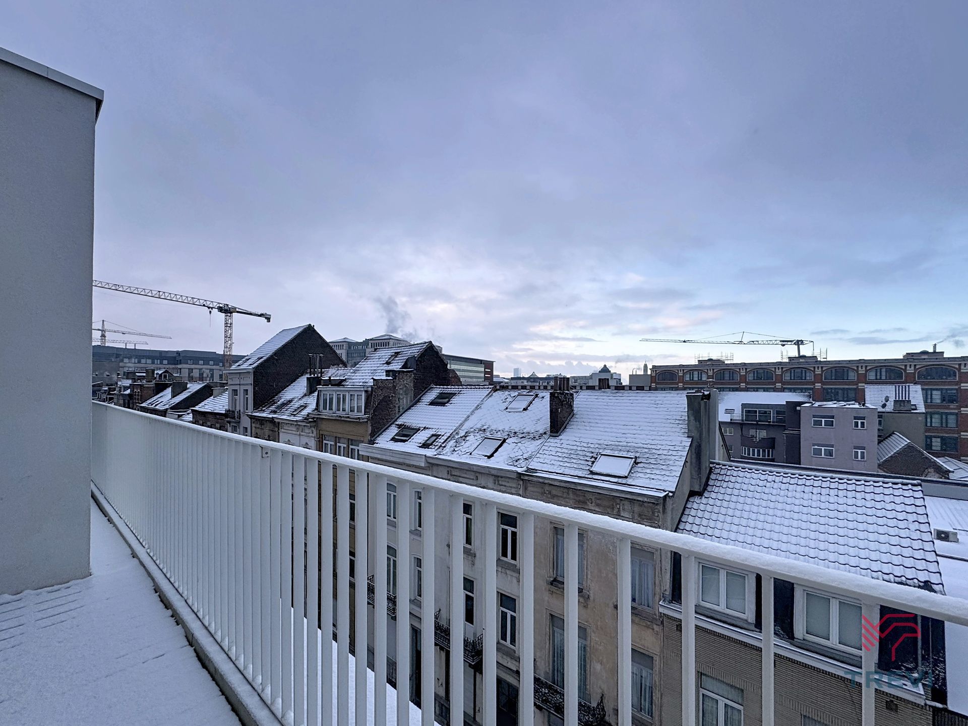 Penthouse met 3 slaapkamers vlak bij Tour & Taxis foto 13