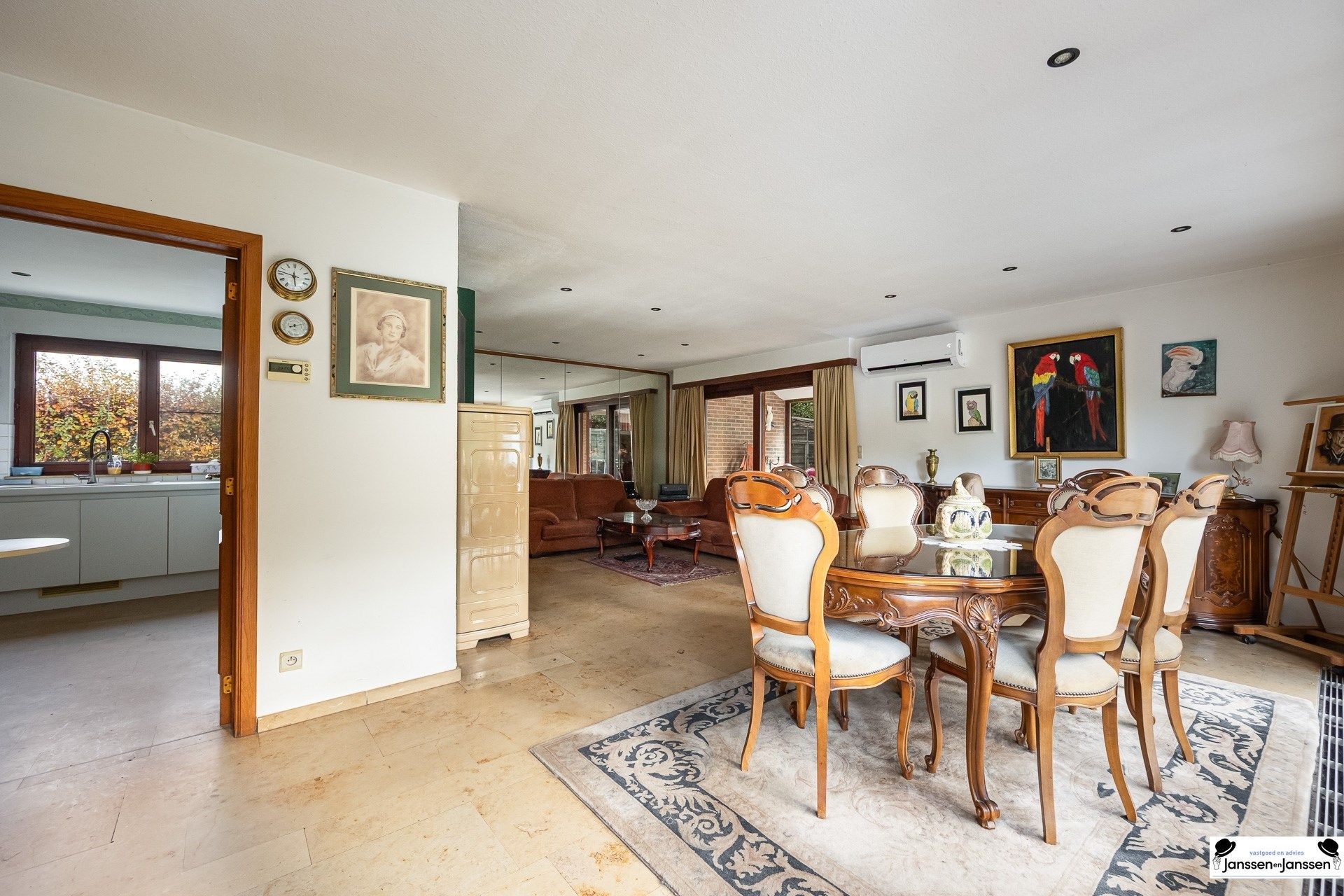 Landelijk gelegen woning op een perceel van ruim 6.000 m² foto 5