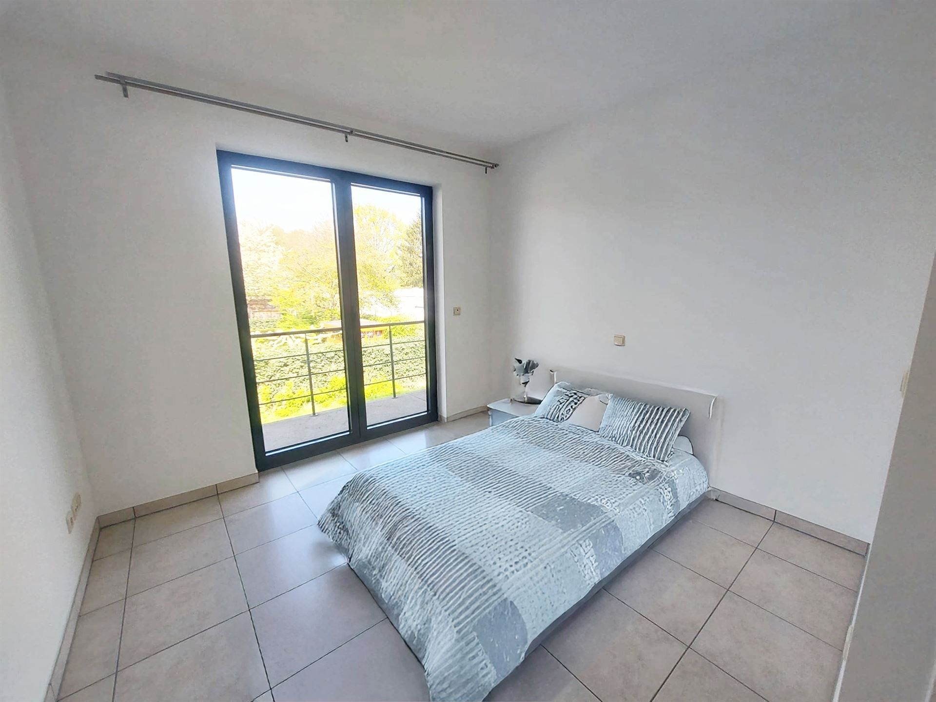 Gezellig 2-Slaapkamer appartement in Mechelen foto 8