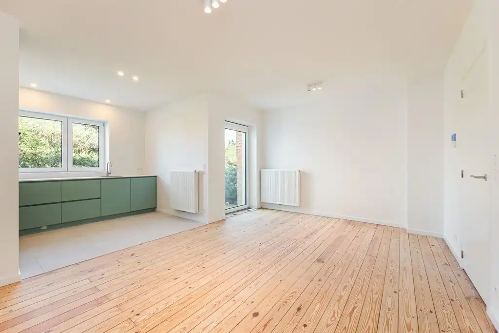 Prachtig gerenoveerd appartement in Deurne-zuid foto {{pictureIndex}}