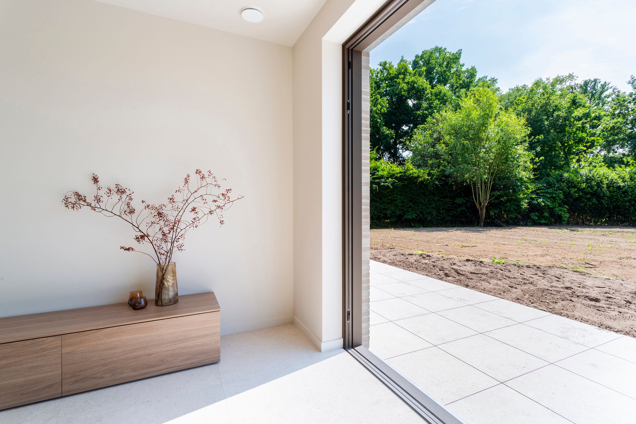 luxueuze nieuwbouwvilla met 3 slpks, garage en riante tuin foto 12