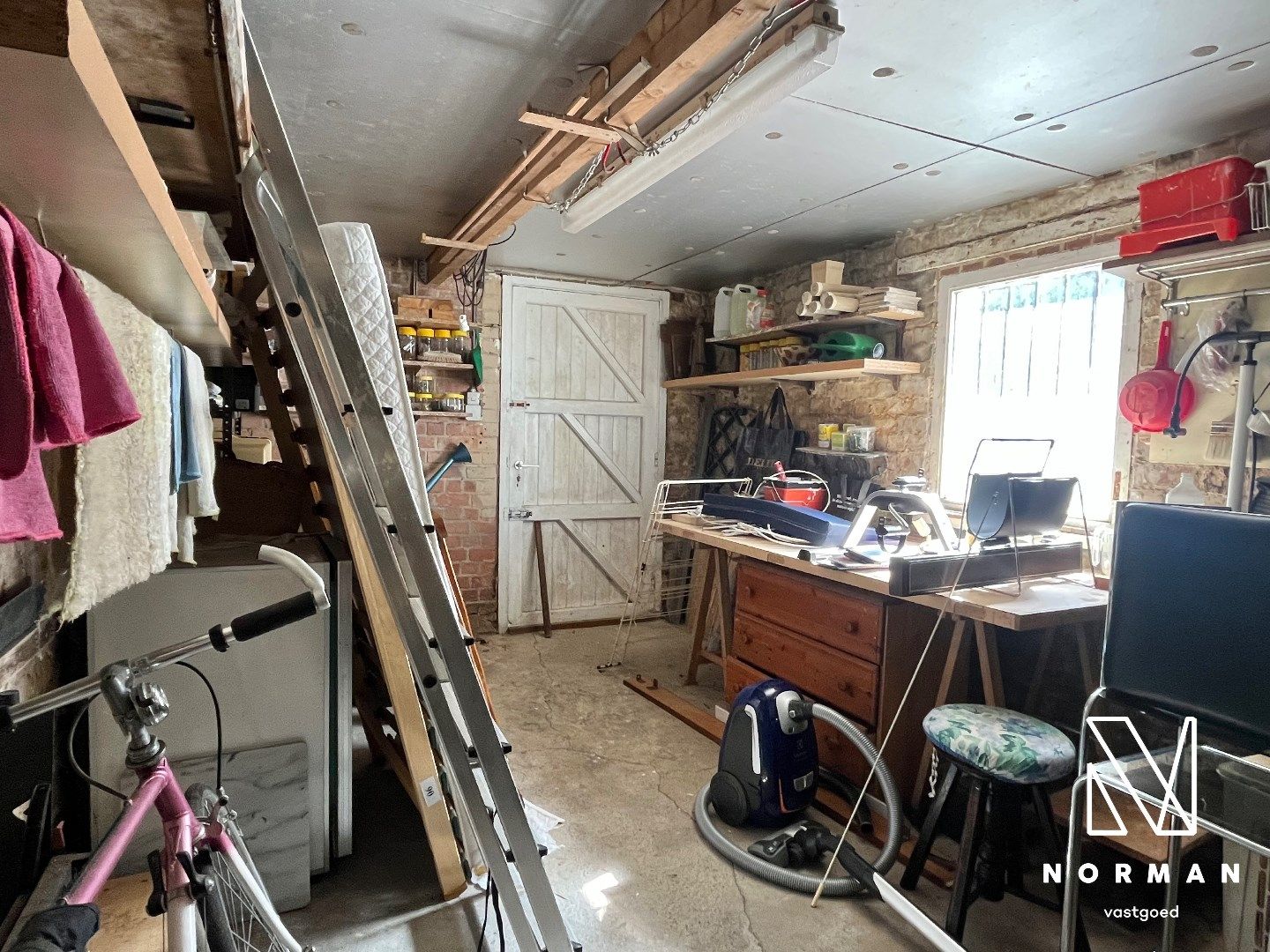 Charmante woning te koop in centrum Kuurne foto 14