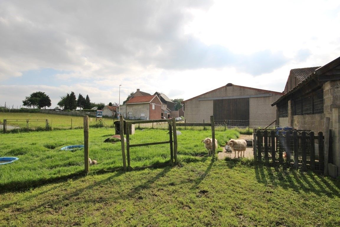 Charmante ruime hoeve met 3 slaapkamers nabij de E40 foto 26