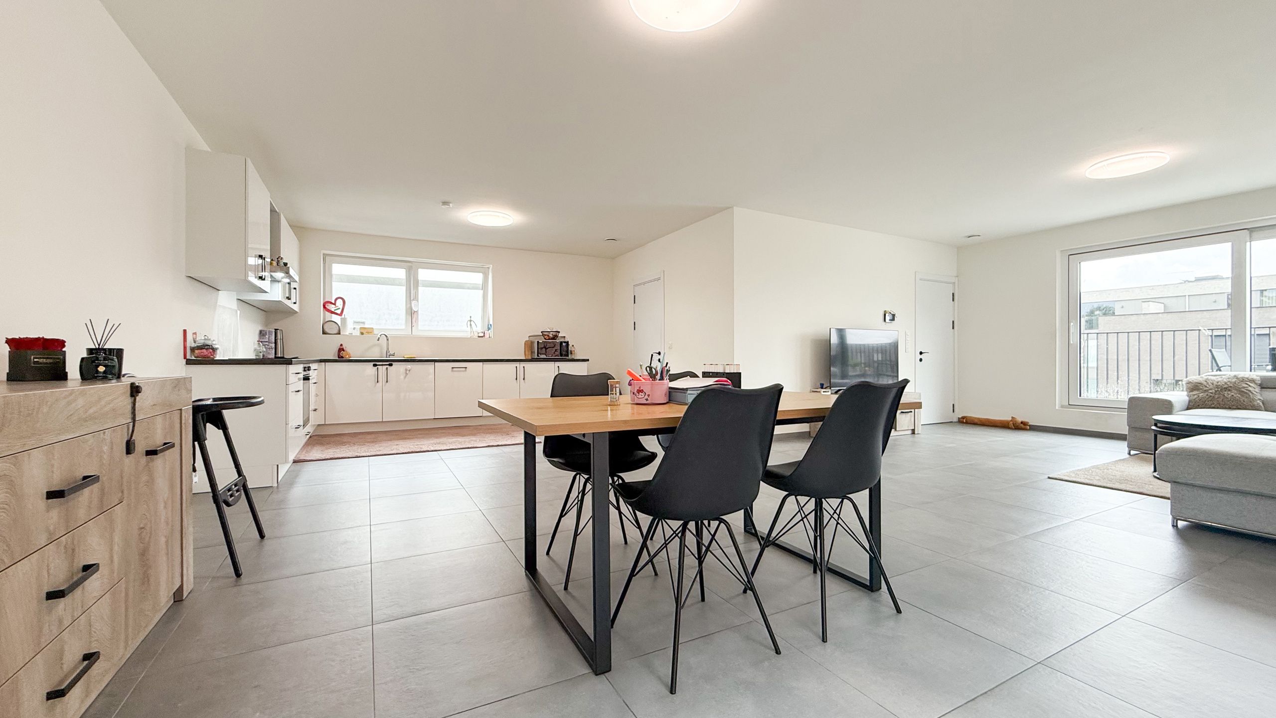 Nieuwbouw modern duplex appartement met 4 slpk te Boekt! foto 8