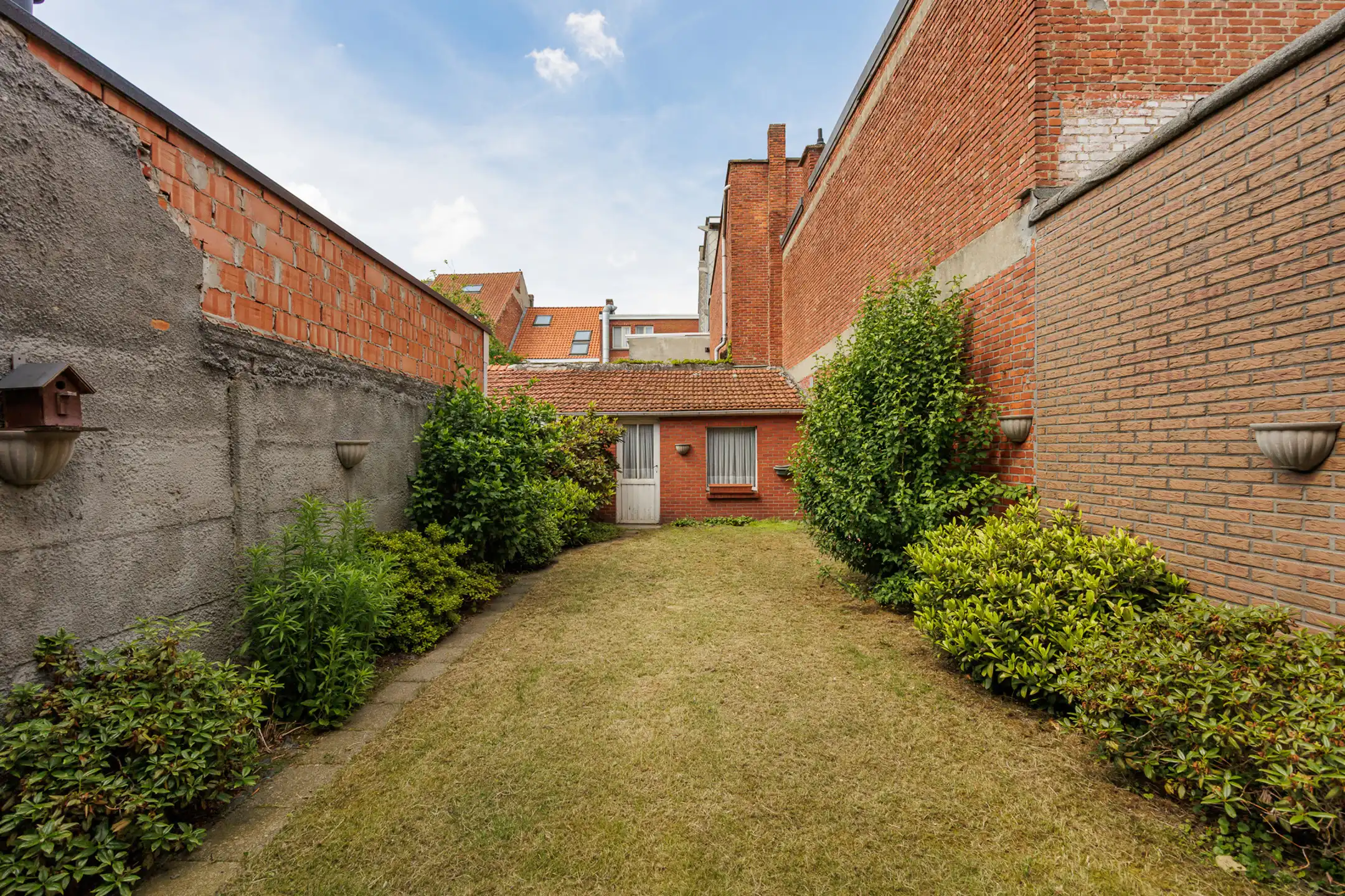 Te renoveren 3slpk-woning met 2 garages & tuin nabij centrum foto 25