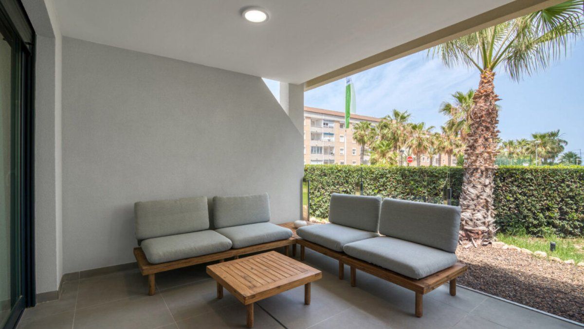 Gelijkvloers appartement dichtbij het strand van Punta Prima, Torrevieja foto 7