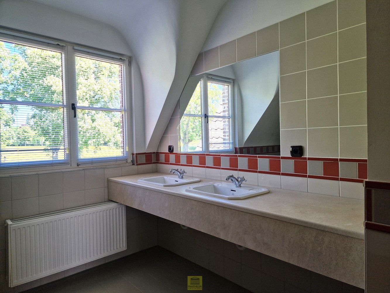 Exclusieve villa te huur in Moorsel (Aalst) – Ruimte, comfort en klasse in een unieke omgeving foto 21