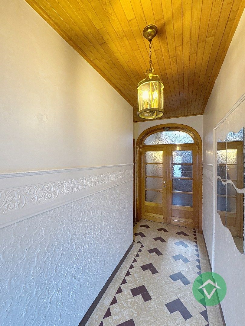 Instapklare woning met 4 slaapkamers te Oostende  foto 2