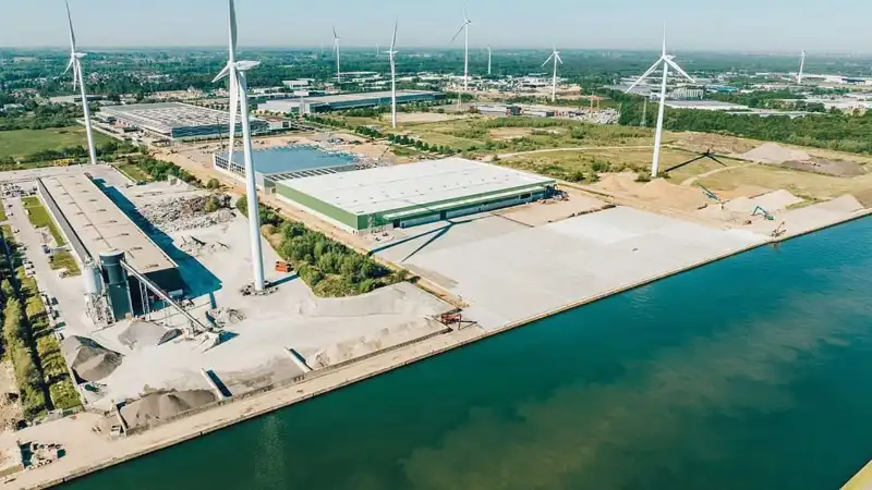 Logistiek pand te huur foto 2