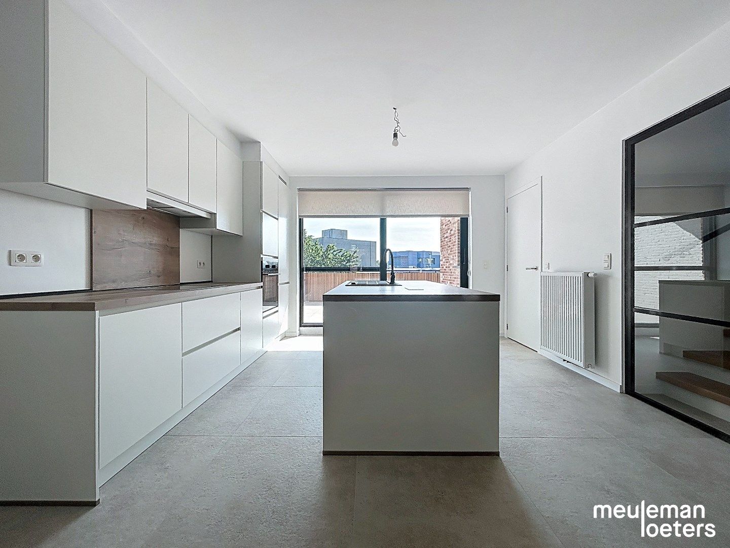 Nieuwbouw bel-etagewoning met terras foto 9