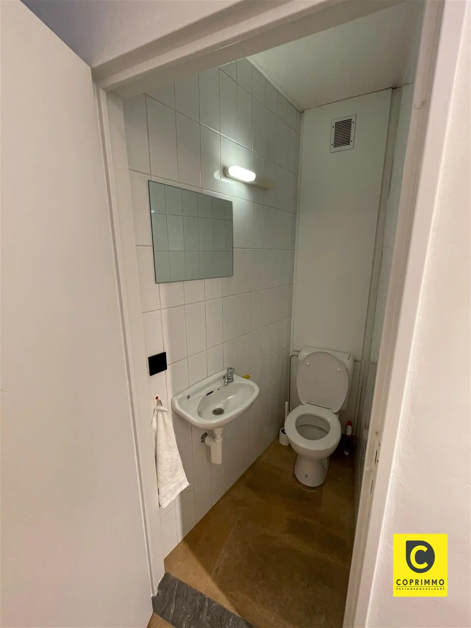 Instapklaar 3 slaapkamer appartement met zonnig terras, kelder en fietsenberging foto 54