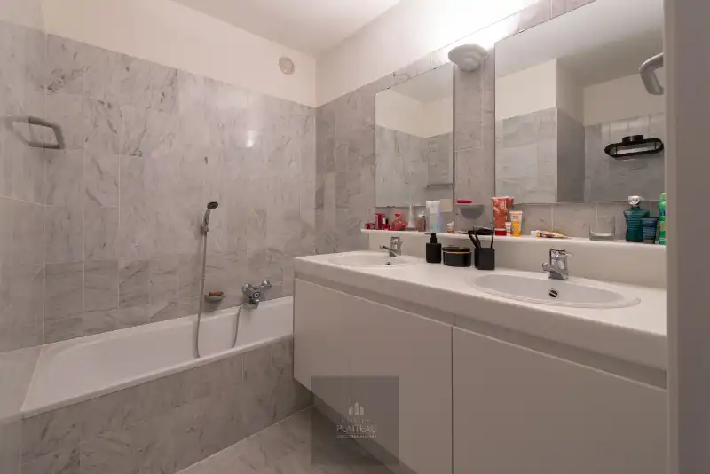 Uitzonderlijk doorloop-appartement aan het strand van Groenendijk. foto 13