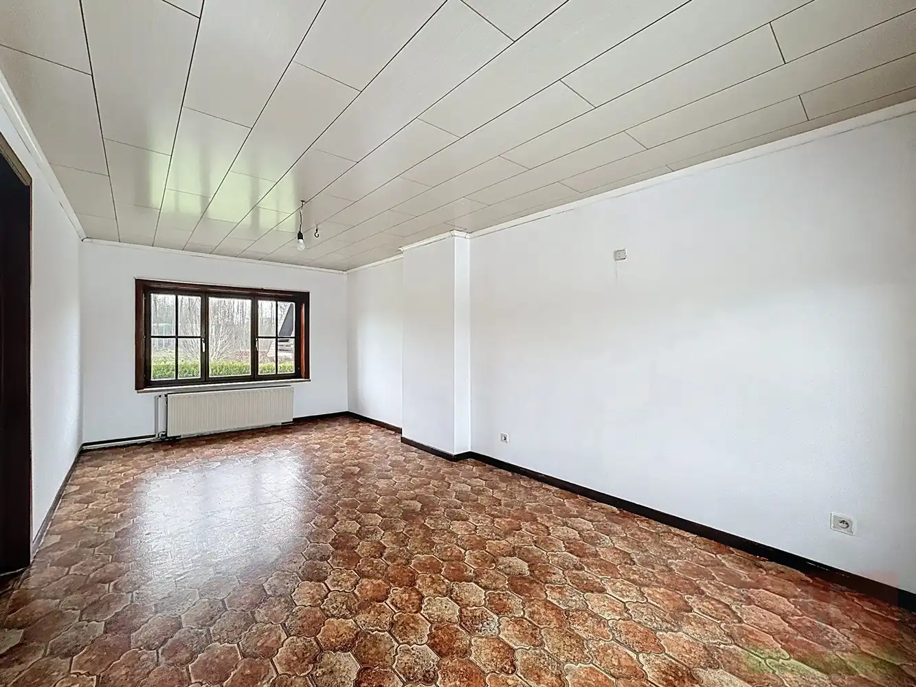 Karaktervolle gezinswoning met 3 slaapkamers en garage in het groene Aaigem foto 9