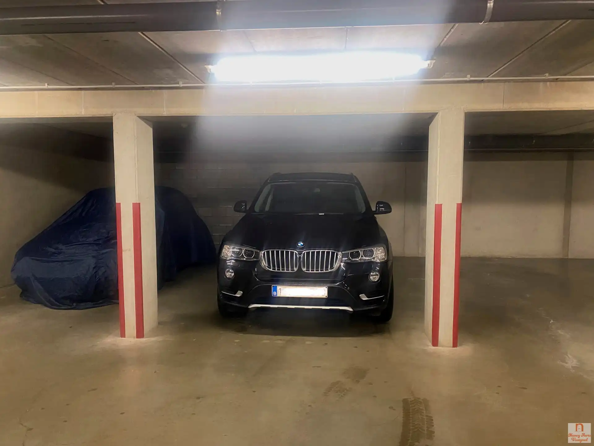 Modern appartement met 2 slaapkamers, terras en parking foto 27
