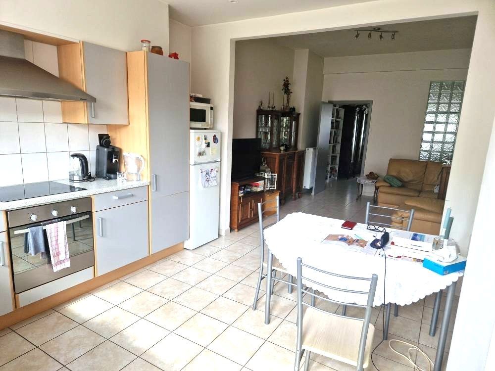 Gelijkvloers appartement met tuintje... foto 6