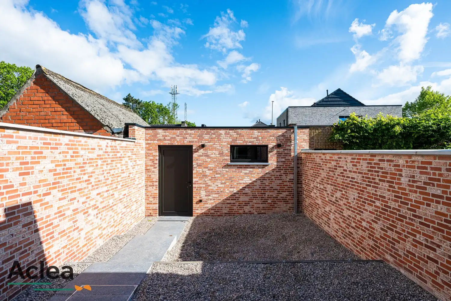 Ruime woning in het centrum van Kaprijke foto 31