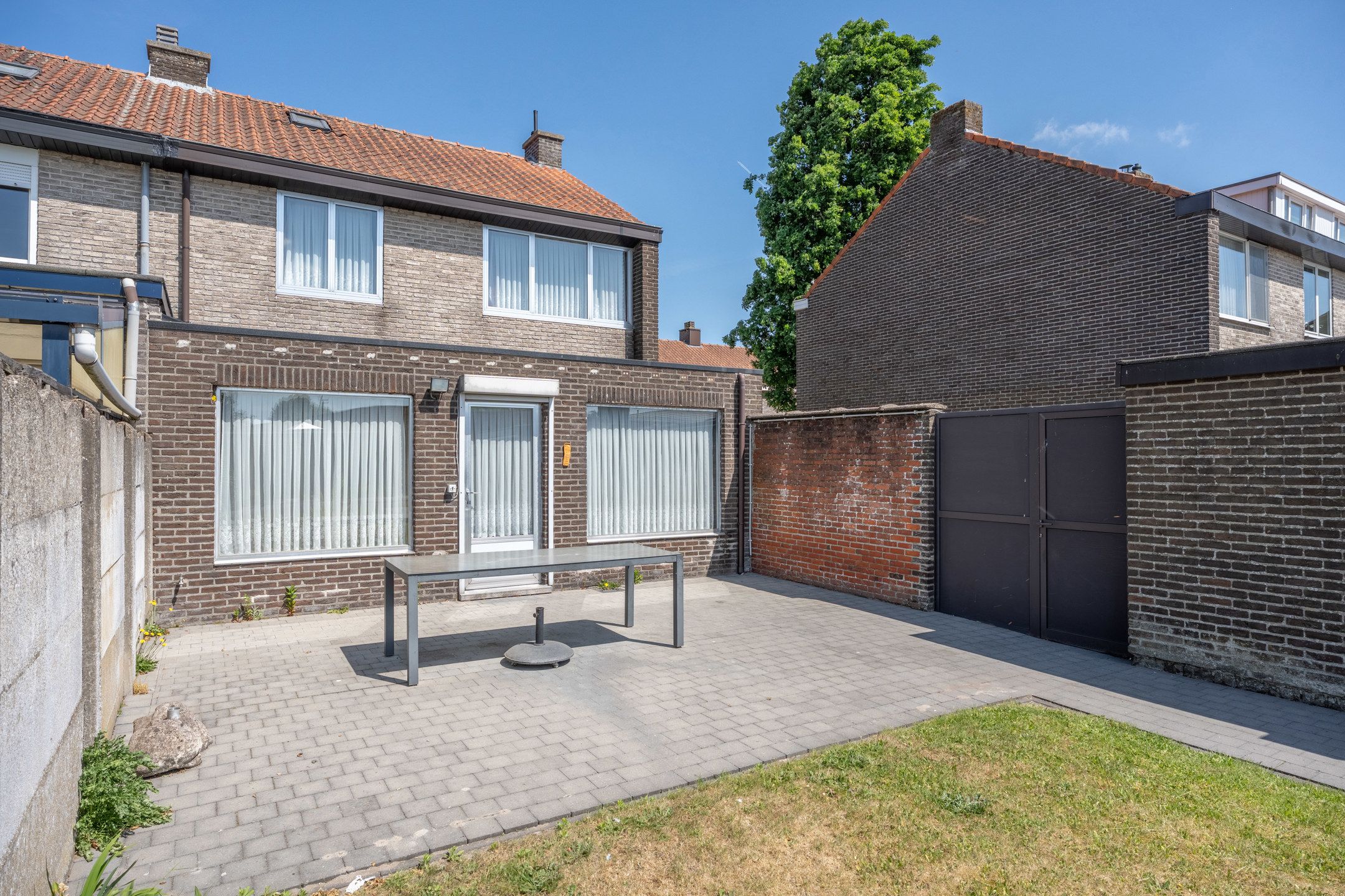 Gezinswoning met 3 slpk's, tuin en garage te Turnhout. foto 11
