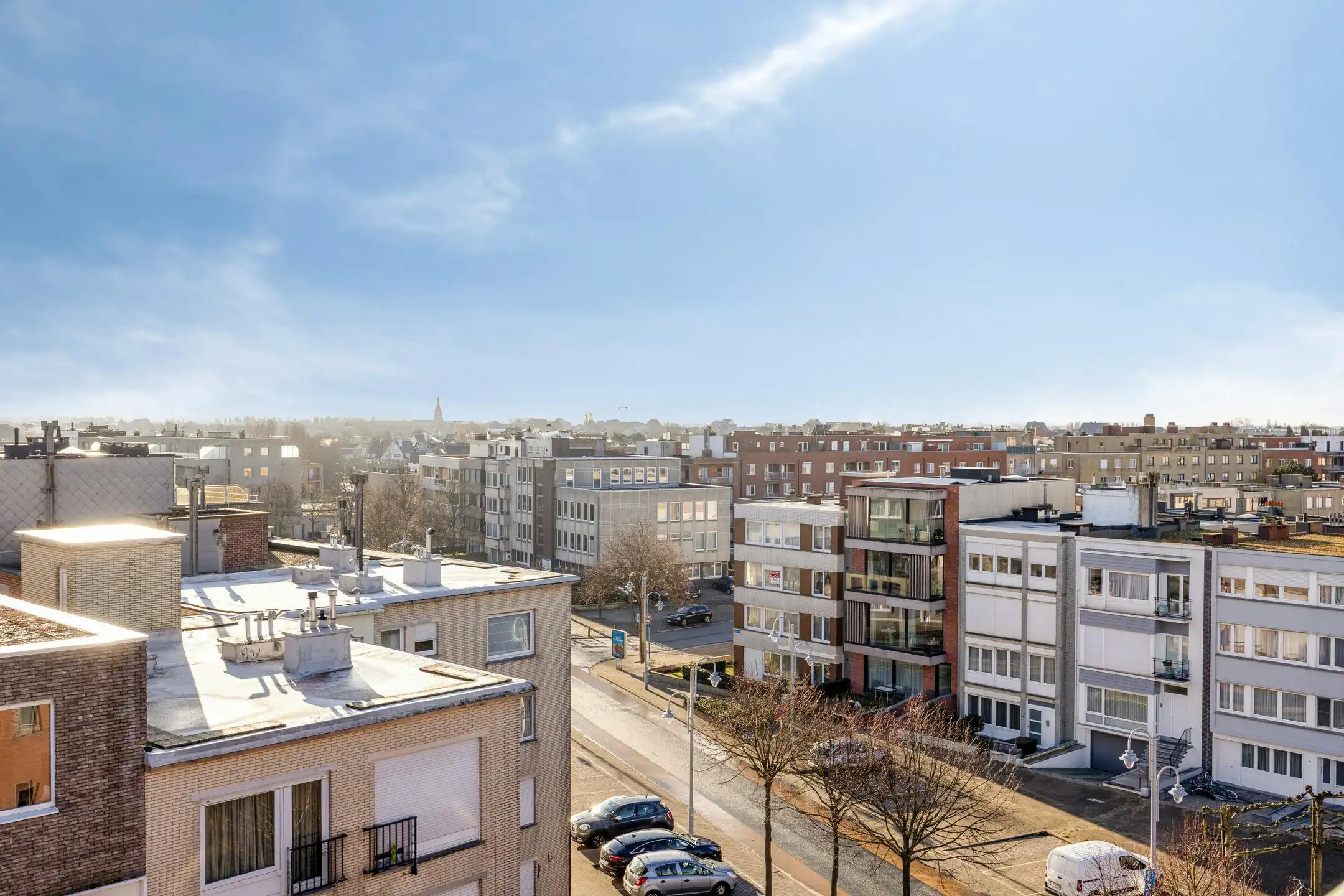 Lichtrijk duplex appartement te koop in Blankenberge foto 17