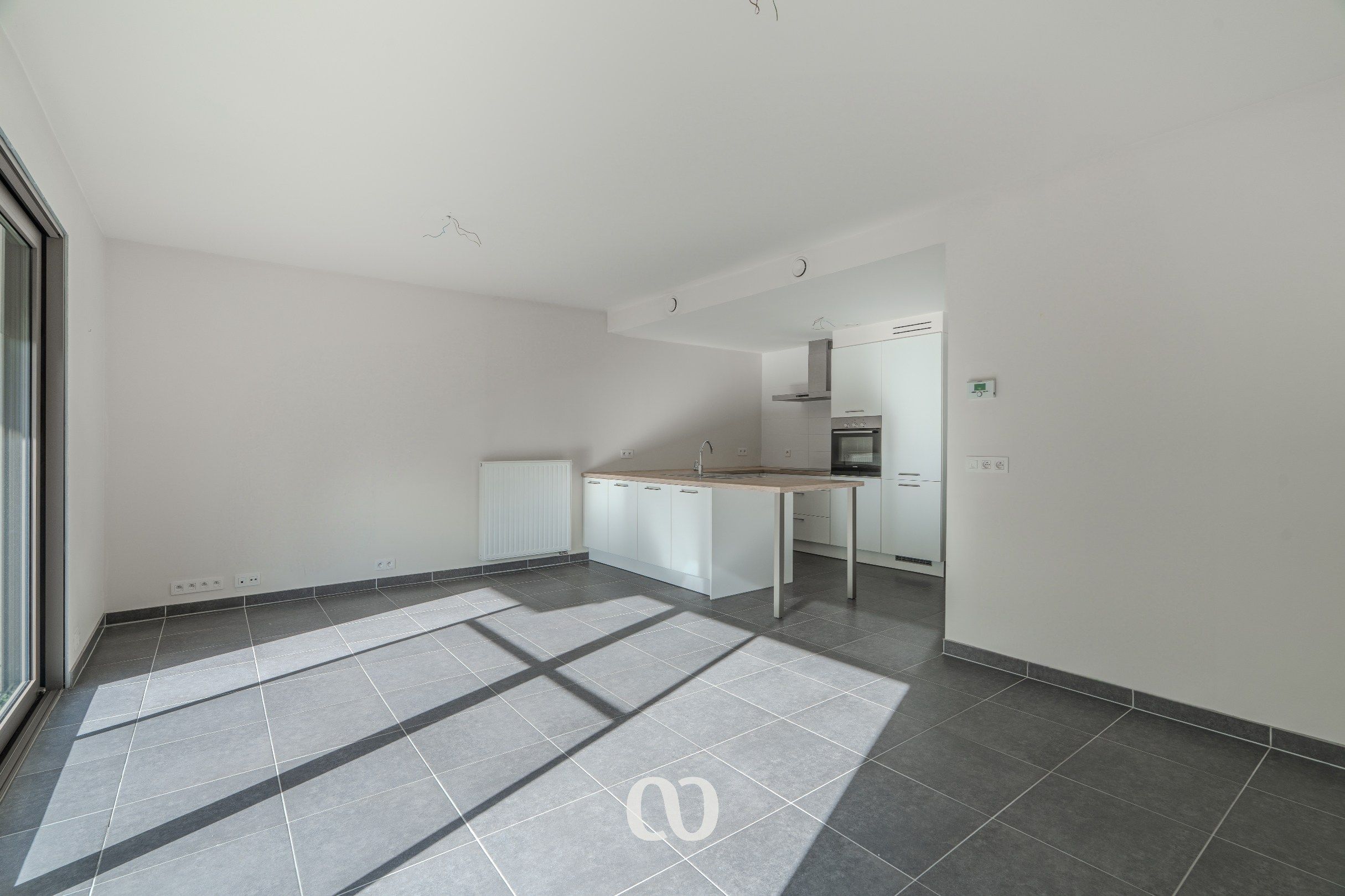 Instapklaar appartement met 2 slaapkamers en zonnig terras in Oudenaarde foto {{pictureIndex}}