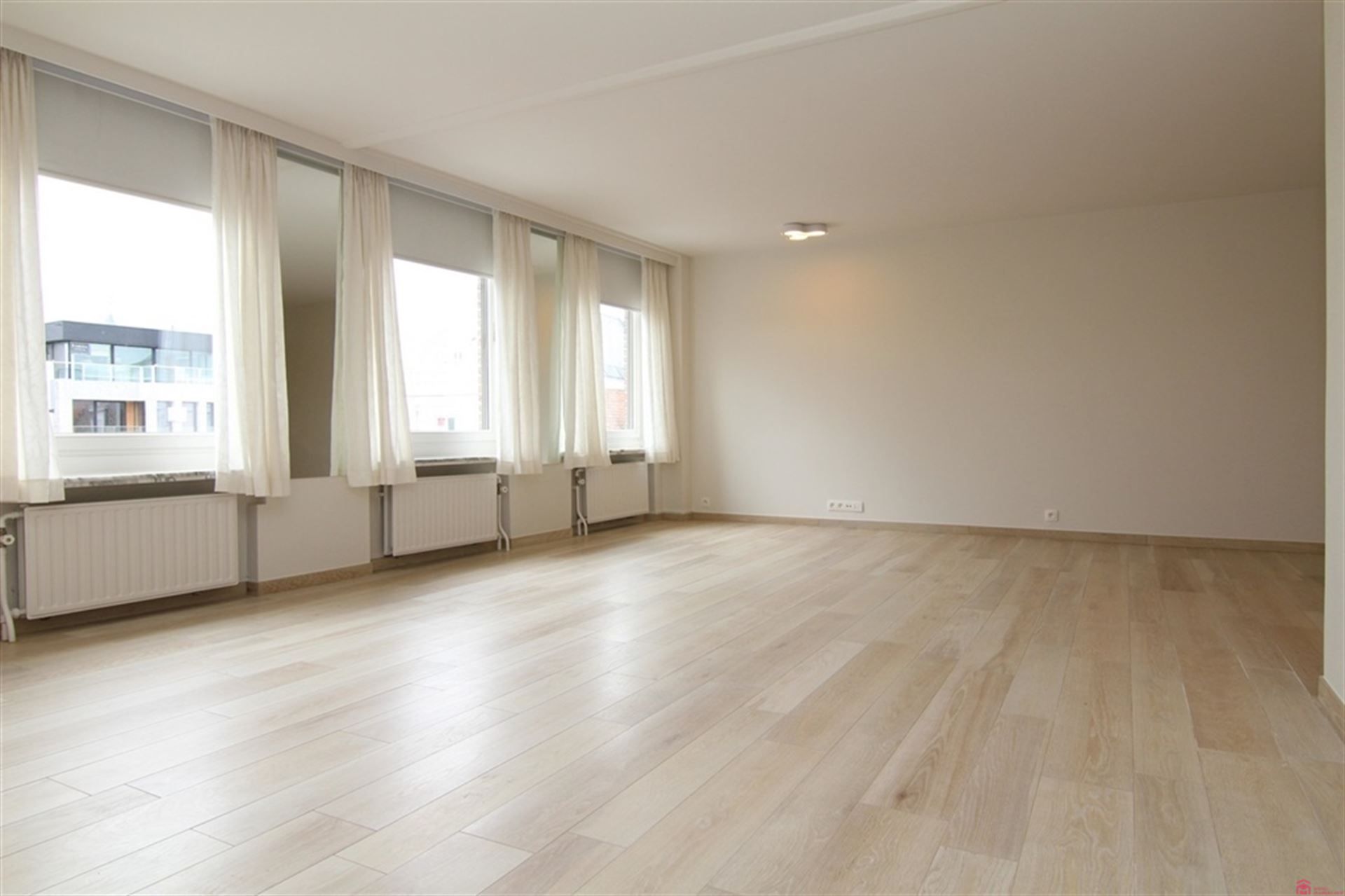 Ruim appartement met zicht op de Grote Markt foto 4