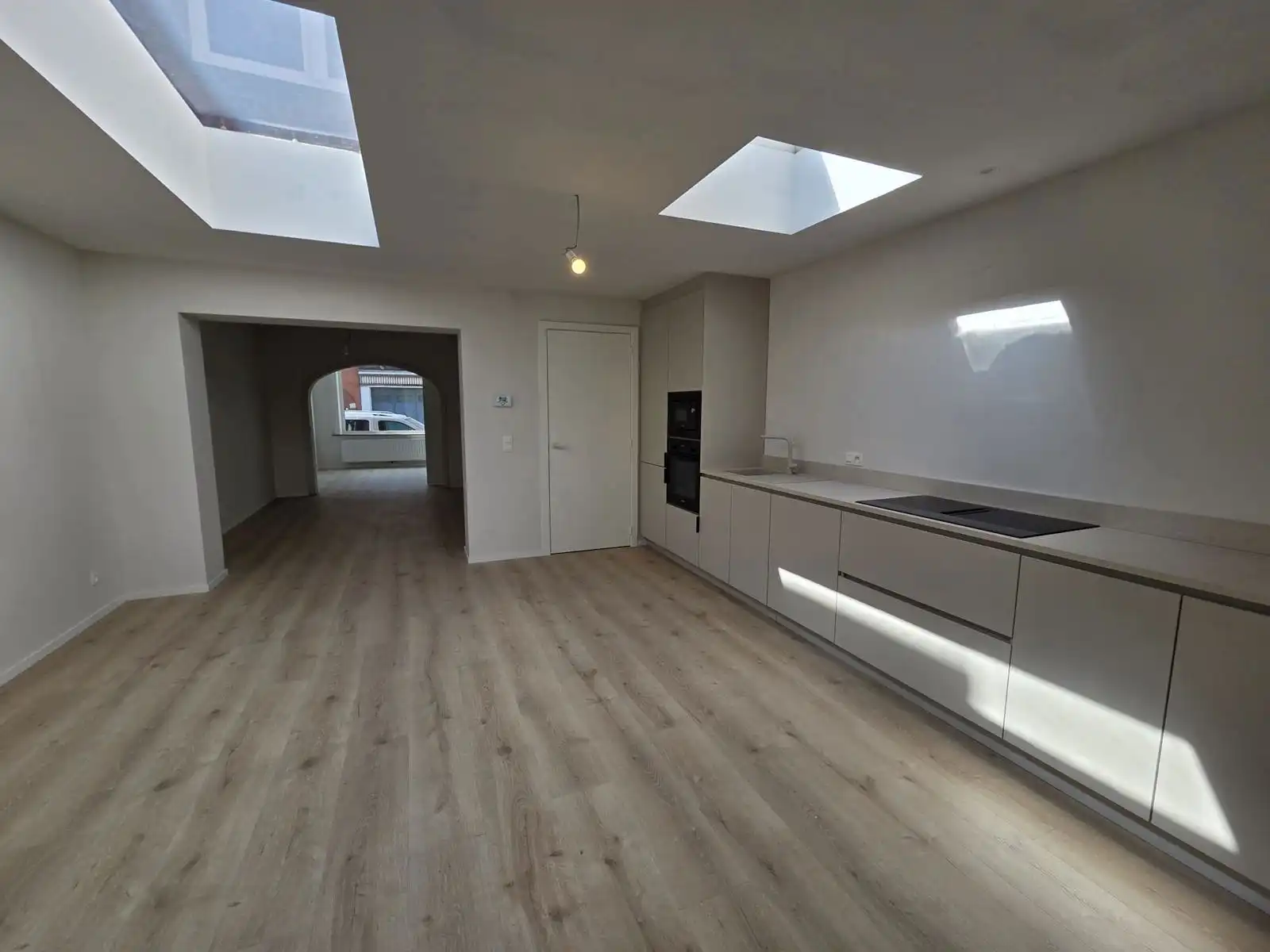 Kloeke en heel ruime instapklare woning! foto 6