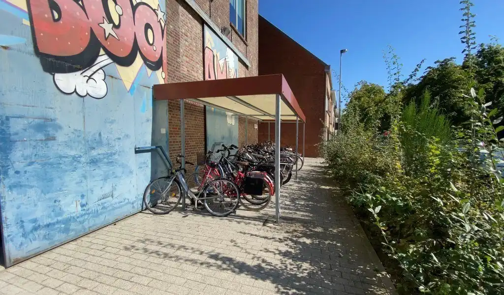 Kantoren in karaktervol gerenoveerd industrieel kantoorgebouw BC Watt Factory foto 20