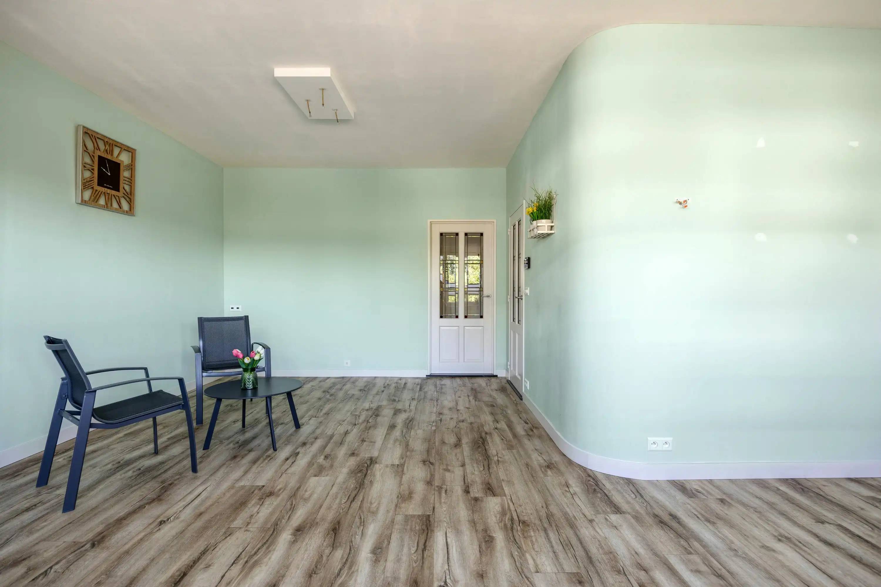 Huis te koop in Stabroek: instapklare bel-etage foto 7