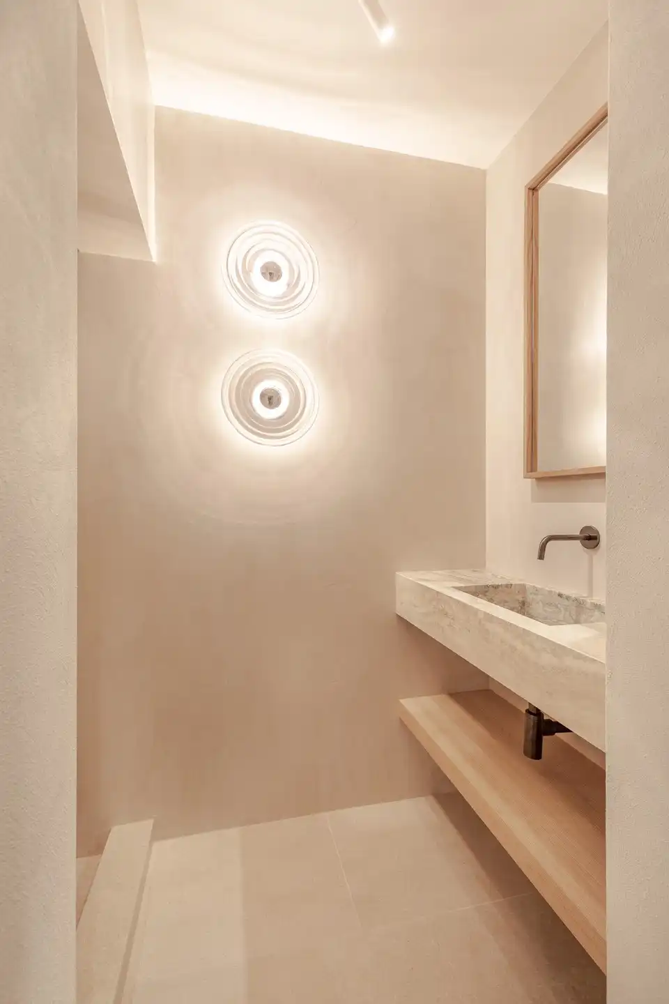 Prachtig gerenoveerd appartement in villaresidentie te Duinbergen foto 21